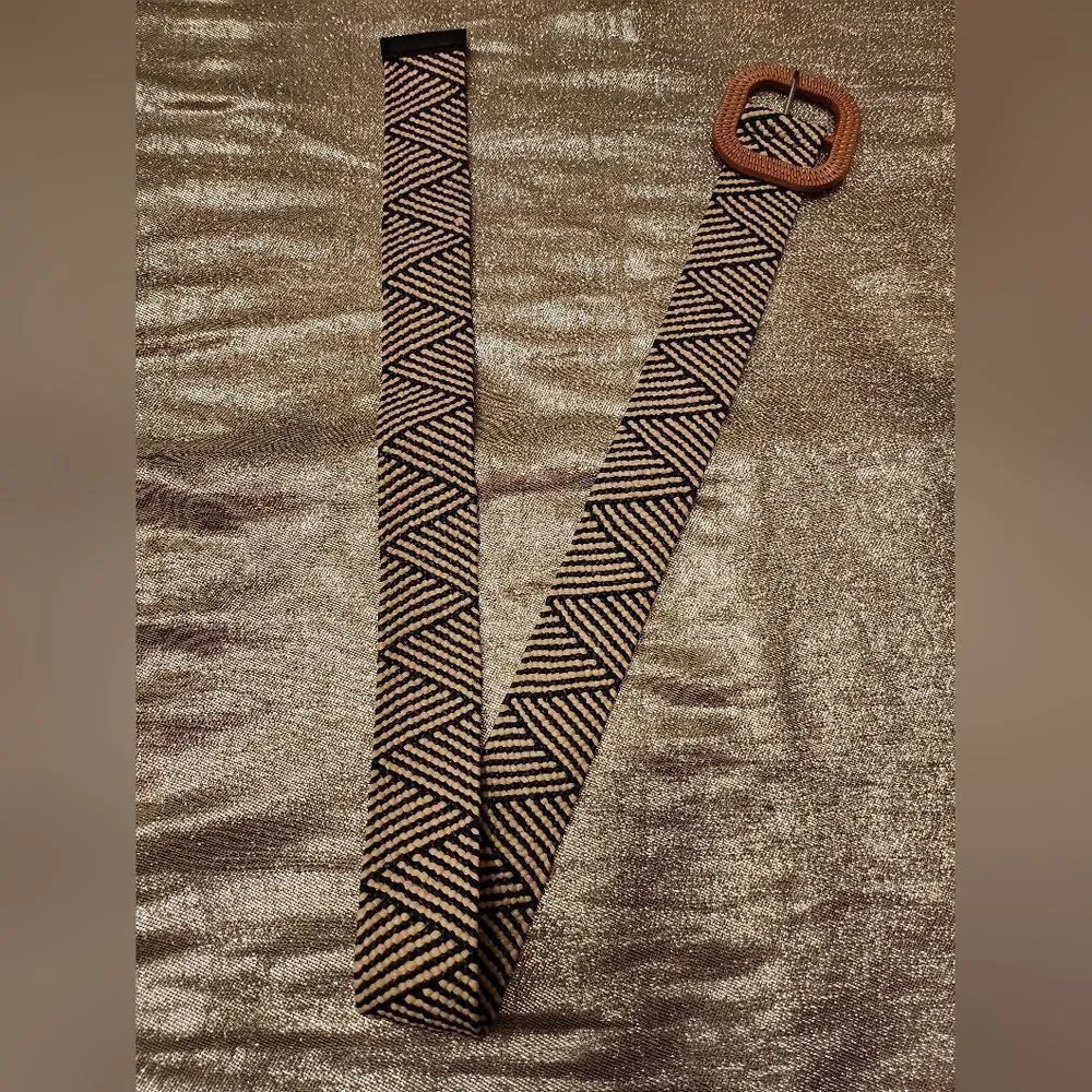 Geometric Patterned Belt with Faux Wooden Buckle